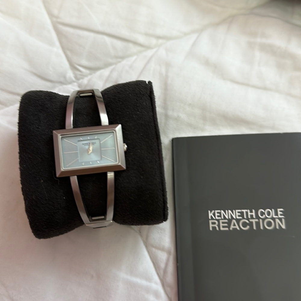 Kenneth Cole Reaction silver Watch